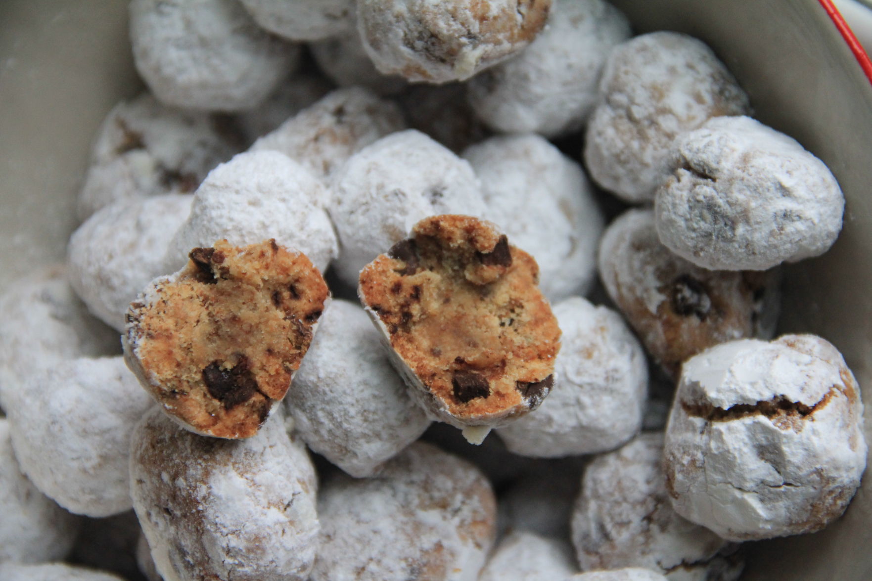 Mocha Chip Amaretti